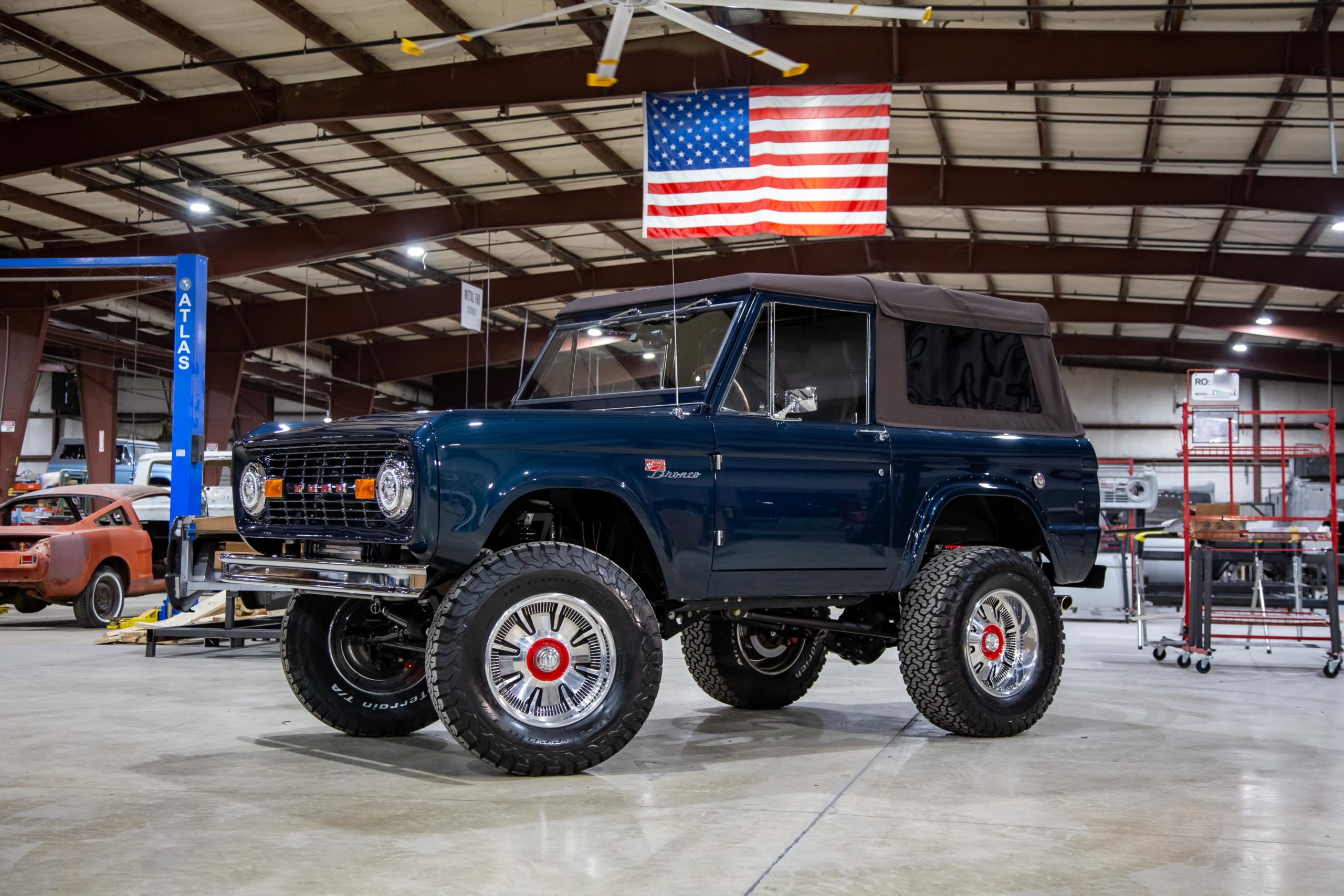 1972 Ford Bronco Luxe GT Edition