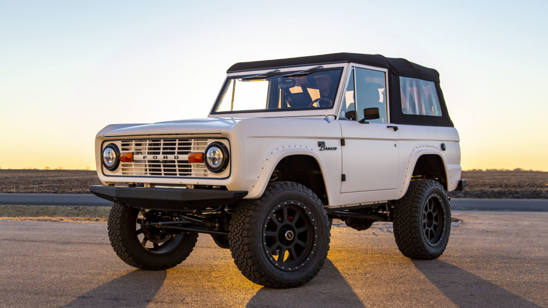 1971 Ford Bronco Custom Restomod