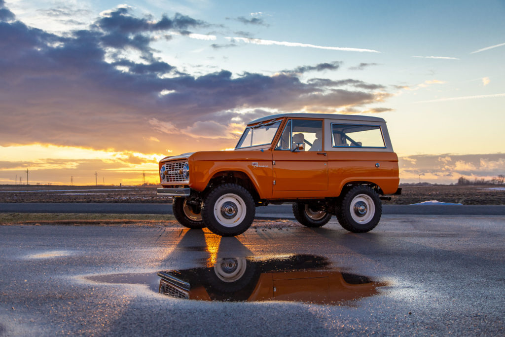 Gateway Bronco spotlight build 89. Orange vintage Bronco.