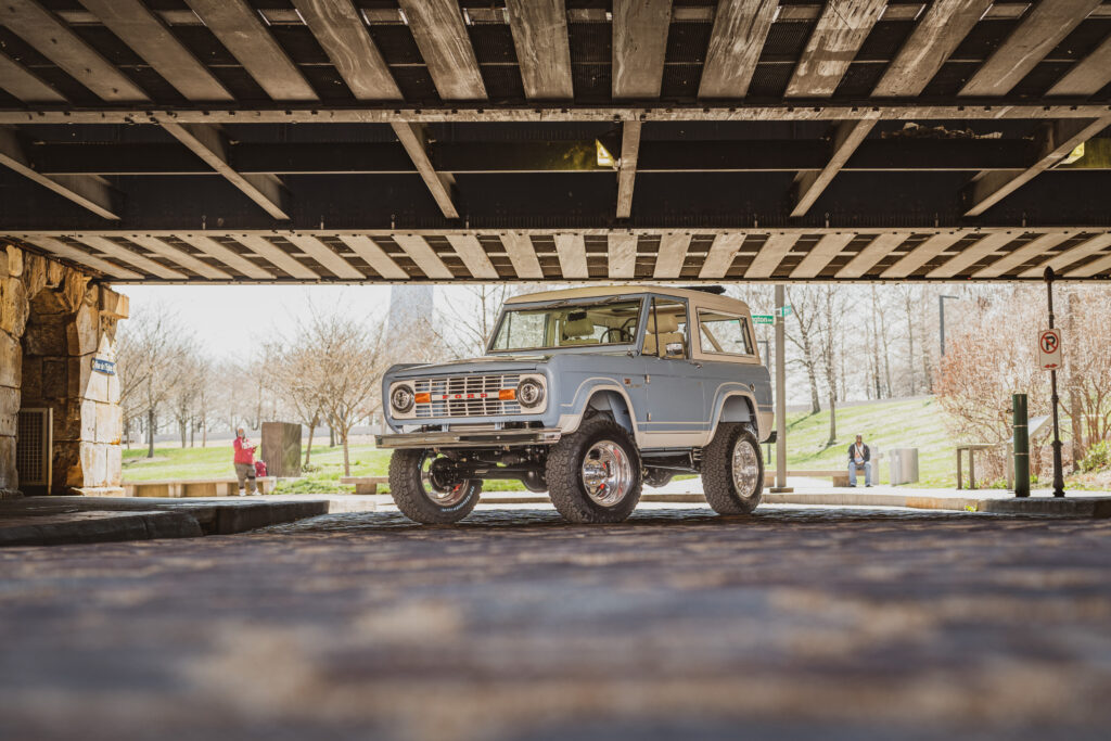 For Sale 1977 LUXE-GT Edition Bronco