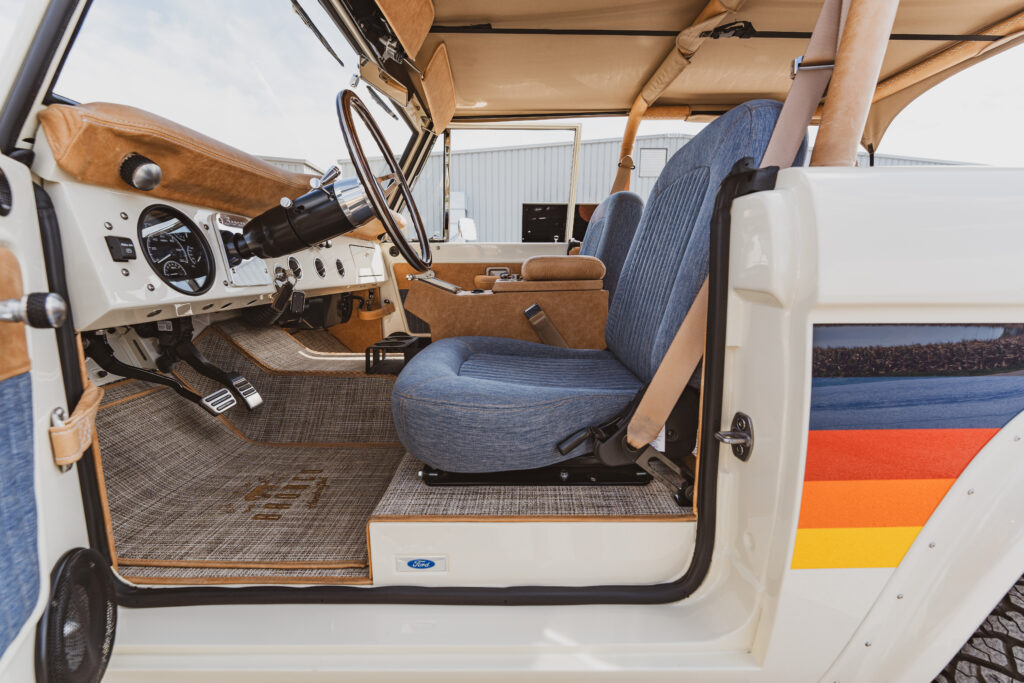 For Sale 1977 LUXE-GT Edition™ Bronco