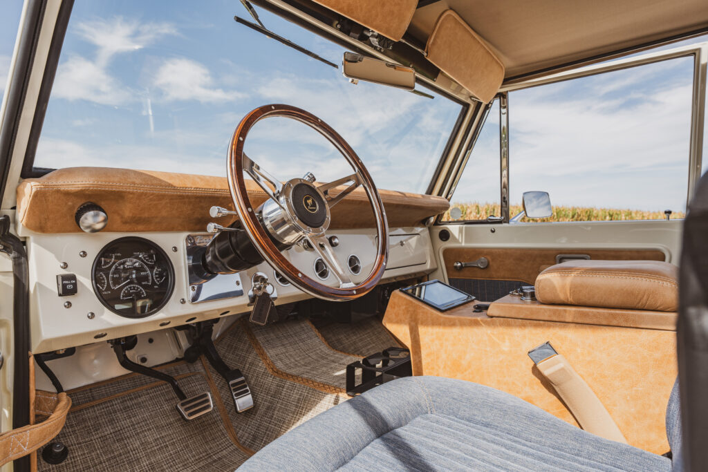 For Sale 1977 LUXE-GT Edition™ Bronco