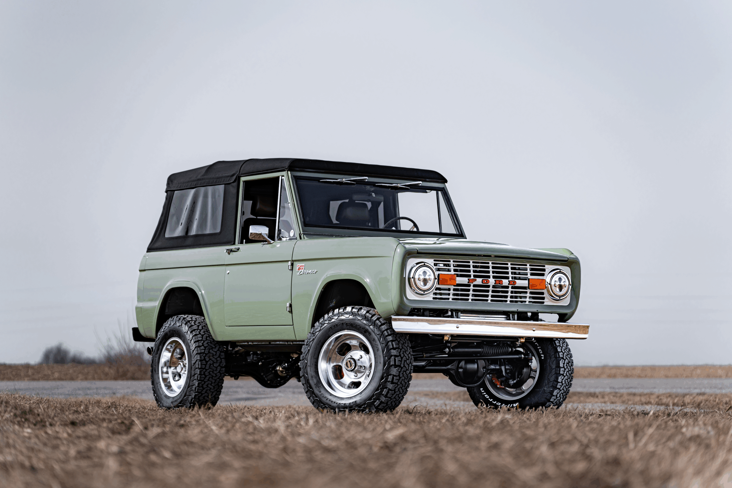 エレアコ仕様「BLUE RIDGE CUSTOM250 ジャパンヴィンテージ」 1974 Boxwood Green | Fuelie Edition Bronco | Gateway Bronco